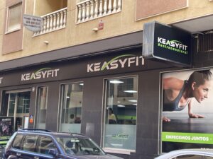 Rotulación de escaparates y letras corpóreas 3D