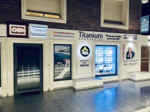 Letras corpóreas iluminadas