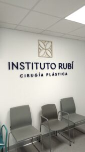 Corpóreo PVC